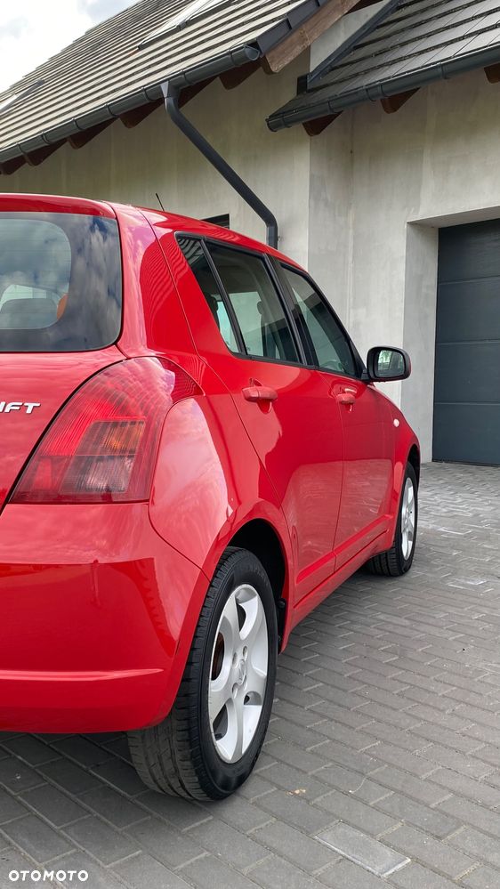 Suzuki Swift - 17