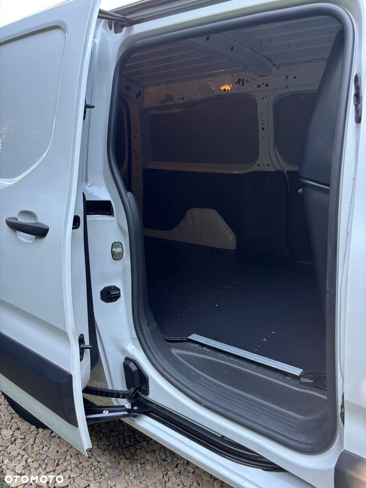 Citroën Berlingo Van XL - 29