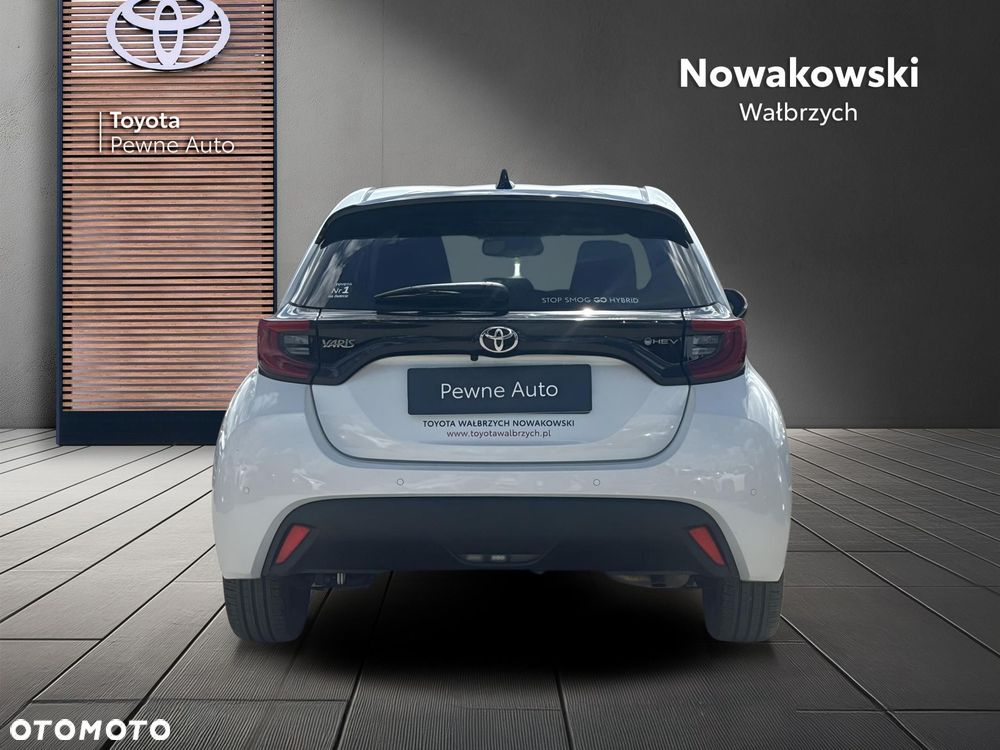 Toyota Yaris Hybrid 1.5 Style - 8