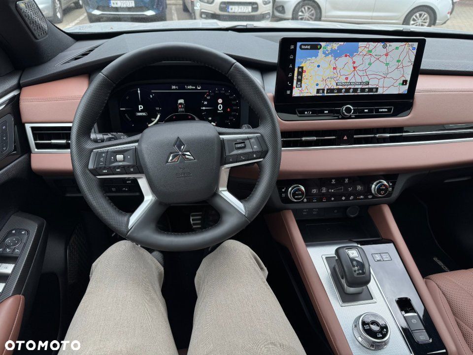 Mitsubishi Outlander - 15