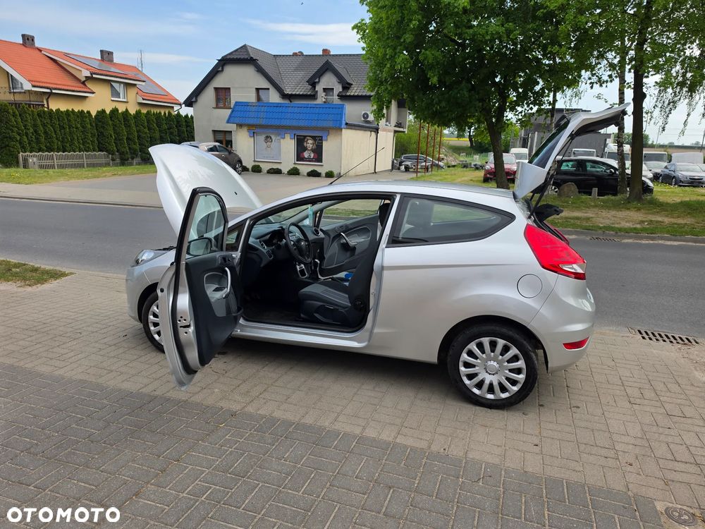 Ford Fiesta - 16