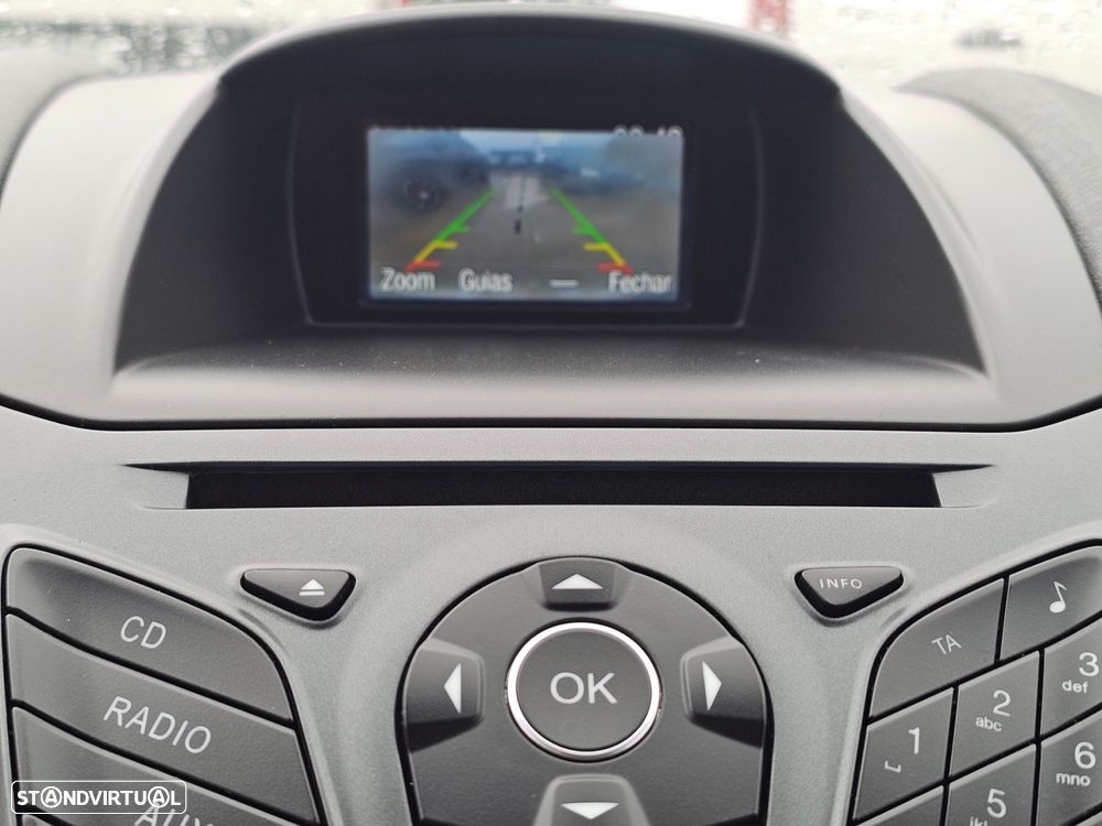 Ford Fiesta 1.0 Ti-VCT Titanium - 16