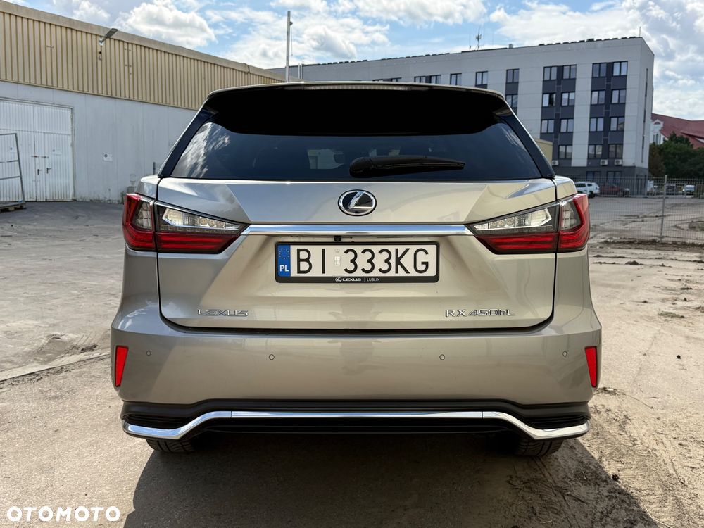 Lexus RX 450hL (hybrid) - 13