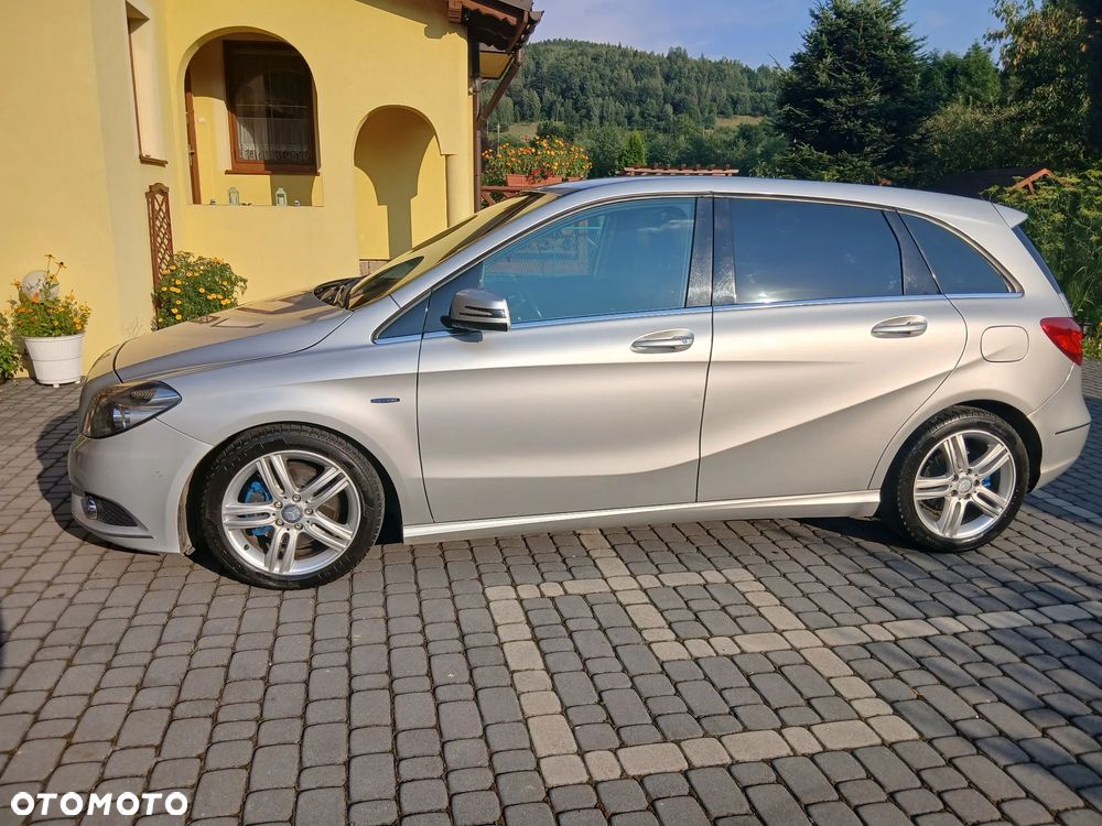 Mercedes-Benz Klasa B - 1