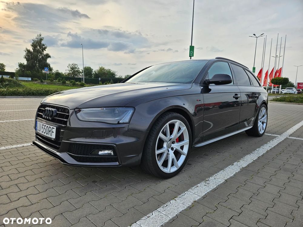 Audi A4 Avant - 1