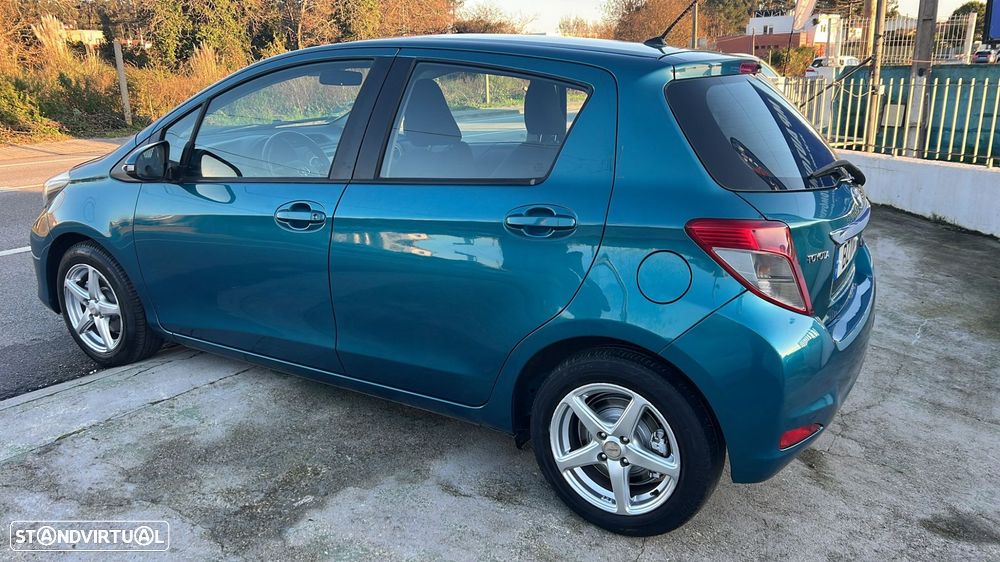 Toyota Yaris 1.4 D-4D Comfort+Navi - 10