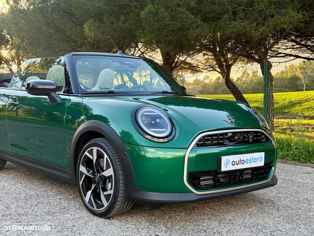 MINI Cabrio - 16