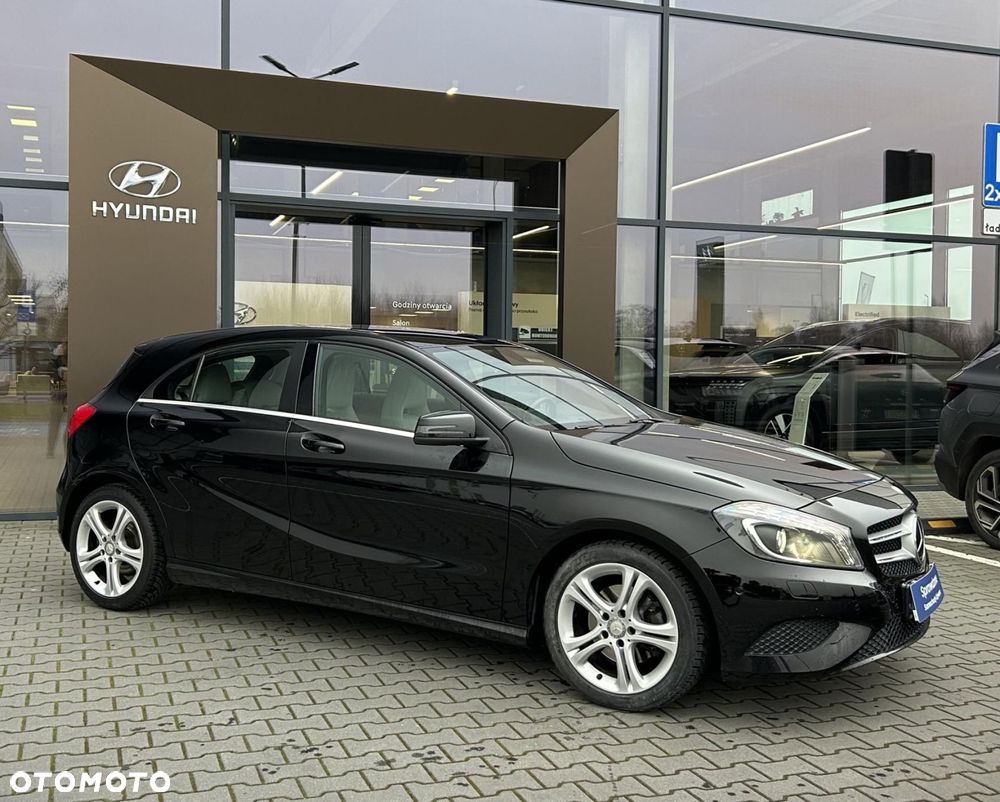 Mercedes-Benz Klasa A 180 7G-DCT - 7