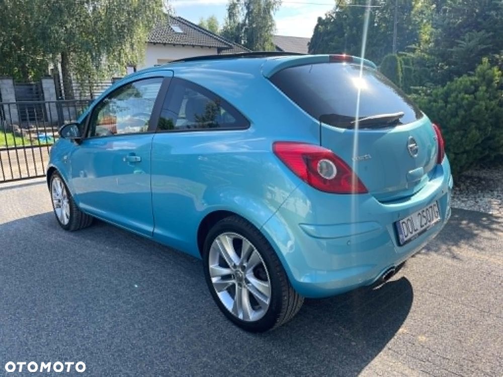 Opel Corsa 1.4 Turbo ecoFLEX Start-Stop 150 Jahre - 8
