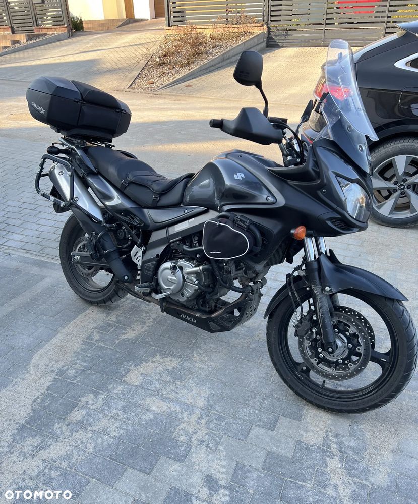 Suzuki V-STROM - 1