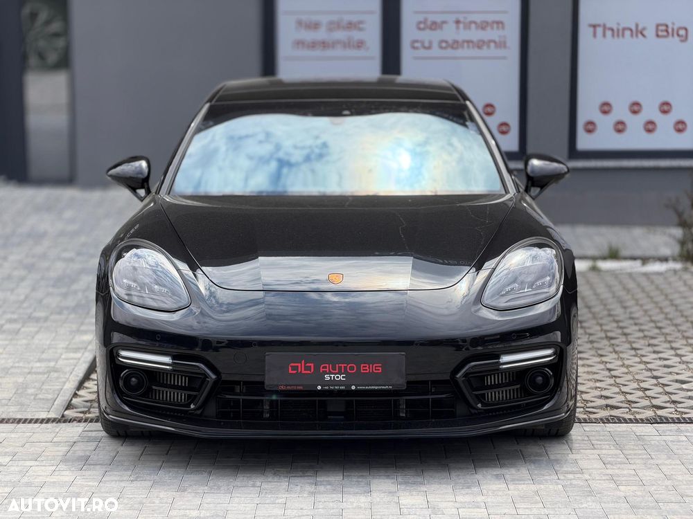 Porsche Panamera - 3