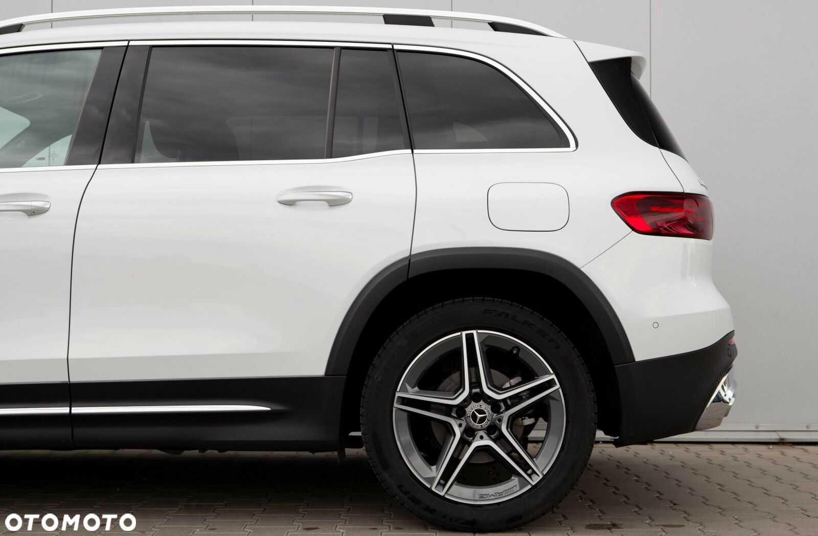 Mercedes-Benz GLB 200 AMG Line 7G-DCT - 10