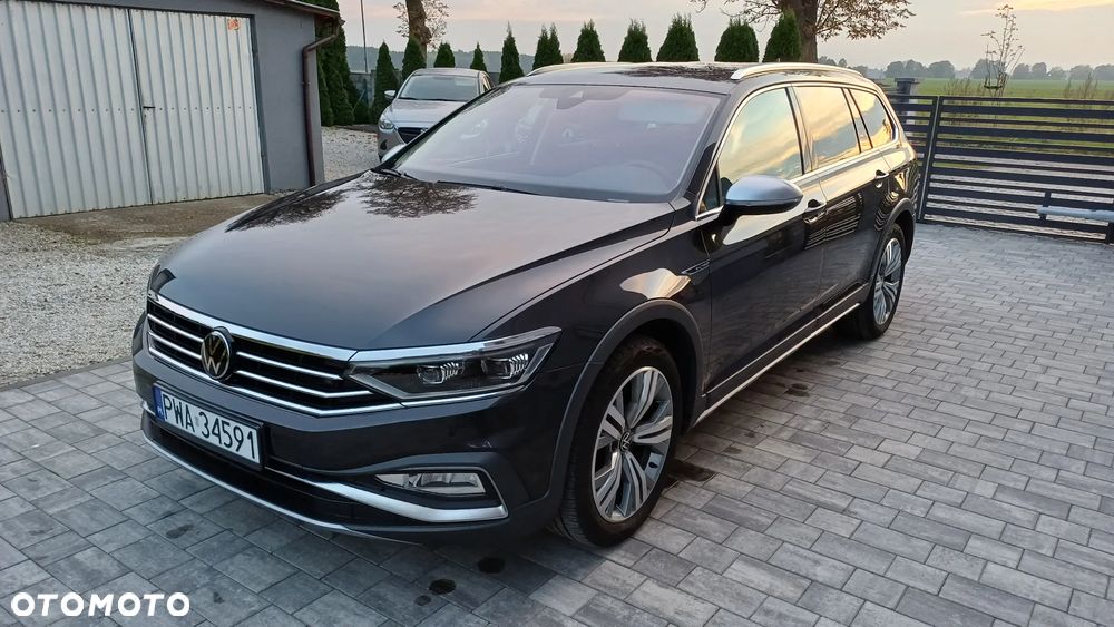 Volkswagen Passat Alltrack 2023 photo 2