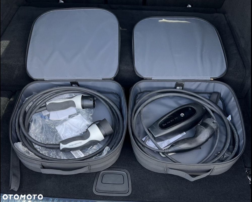 Mercedes-Benz Klasa E 300 de 4Matic 9G-TRONIC AMG Line - 16