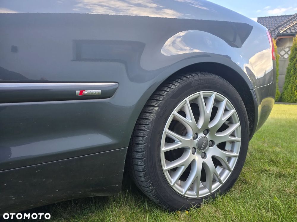 Audi A4 Cabrio 2.0 TDI DPF - 14
