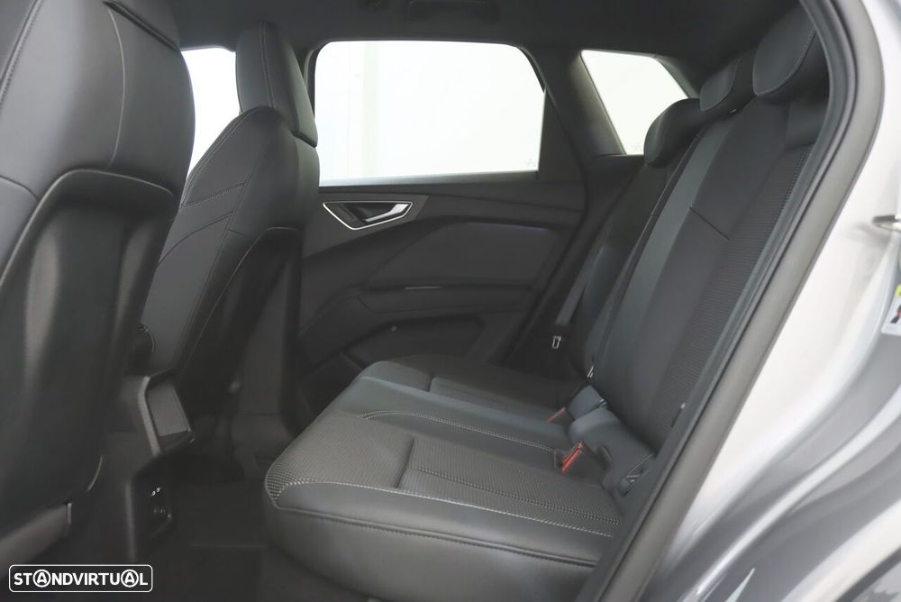 Audi Q4 e-tron 45 82 kWh SE Business Plus - 12