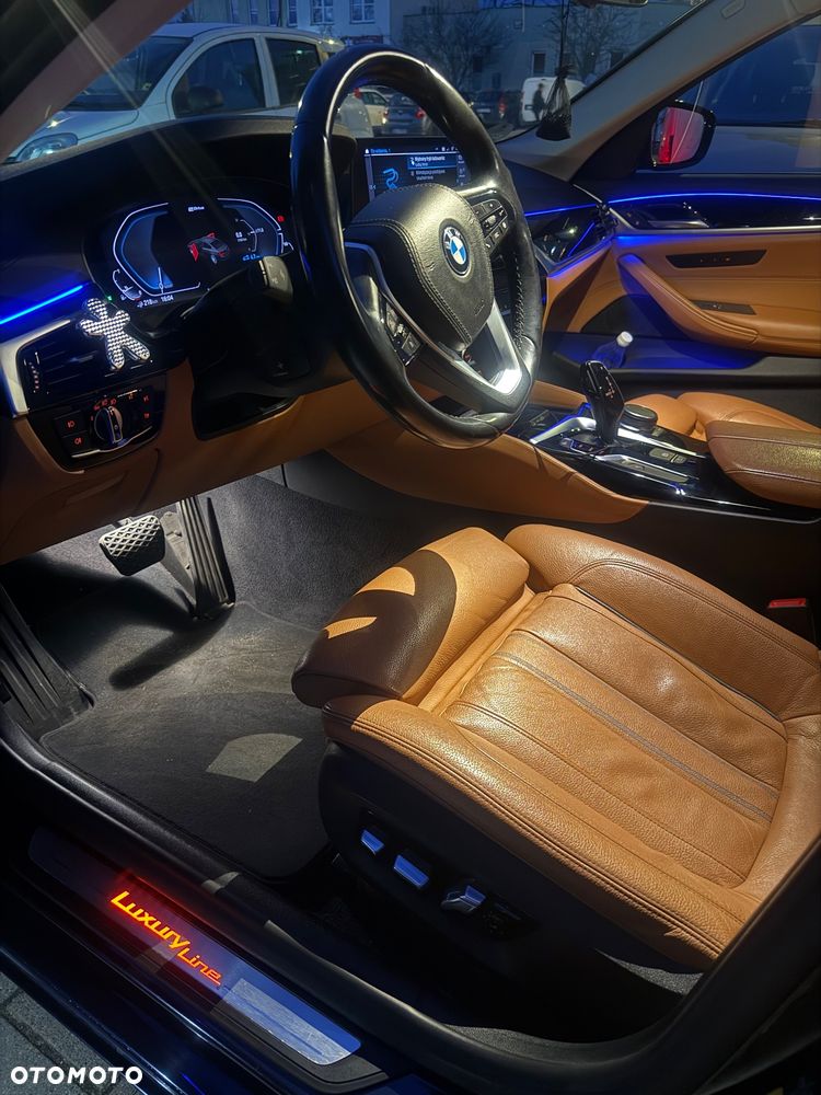 BMW Seria 5 530e iPerformance GPF Luxury Line - 19