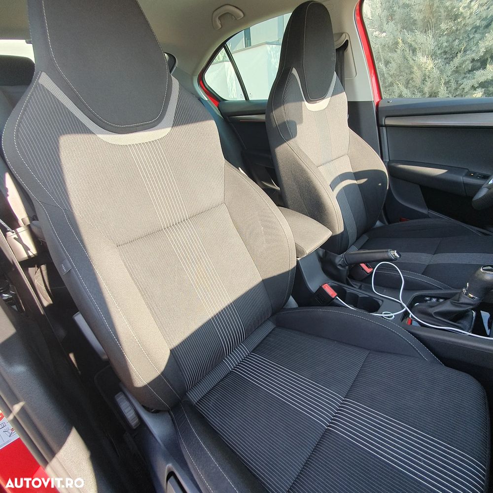 Skoda Octavia 1.5 TSI DSG Style - 11