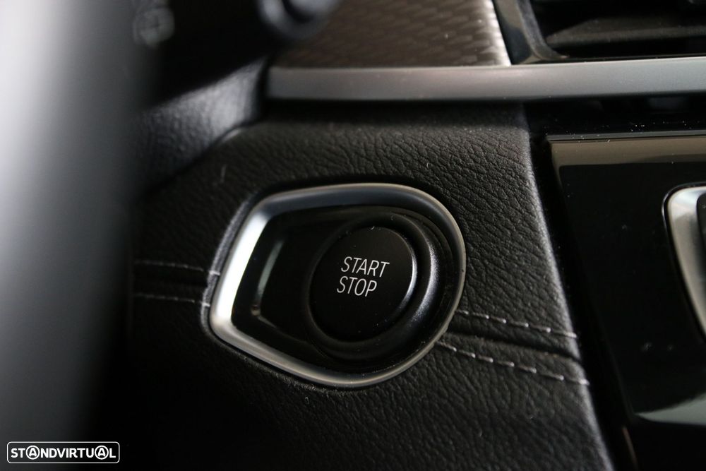 BMW X2 25 e xDrive Pack M - 29