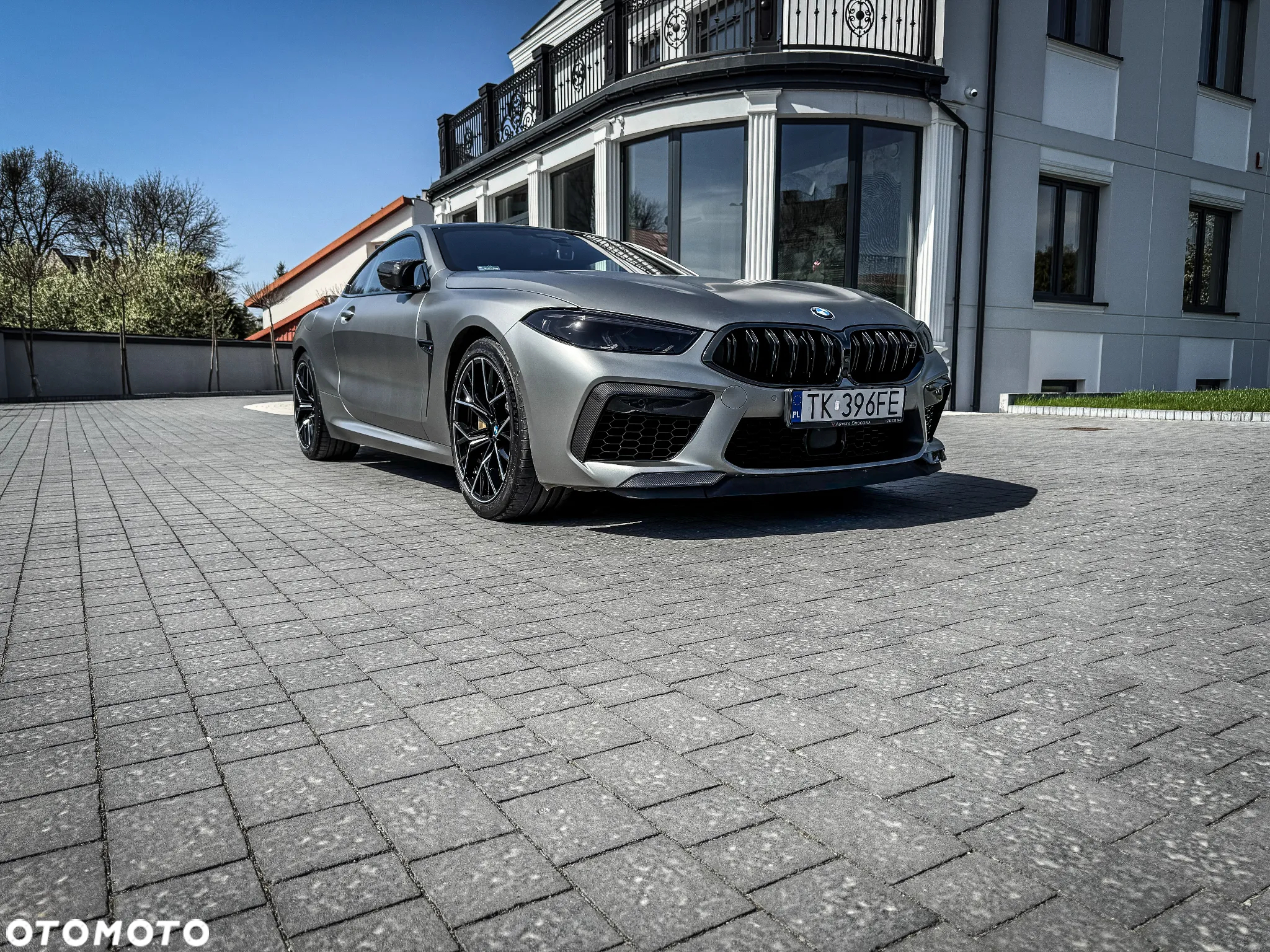 BMW M8 Competition - 6
