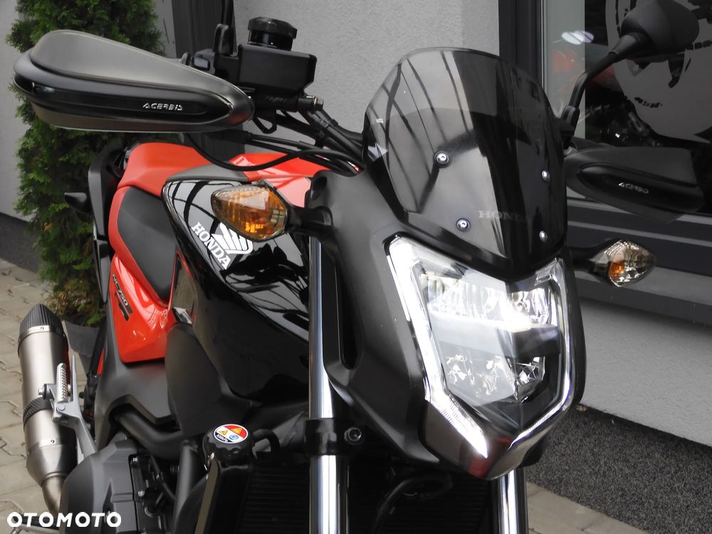 Honda NC - 16
