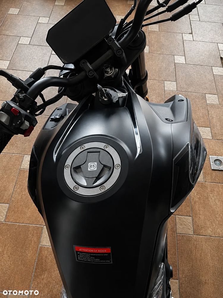 VOGE R125S - 11