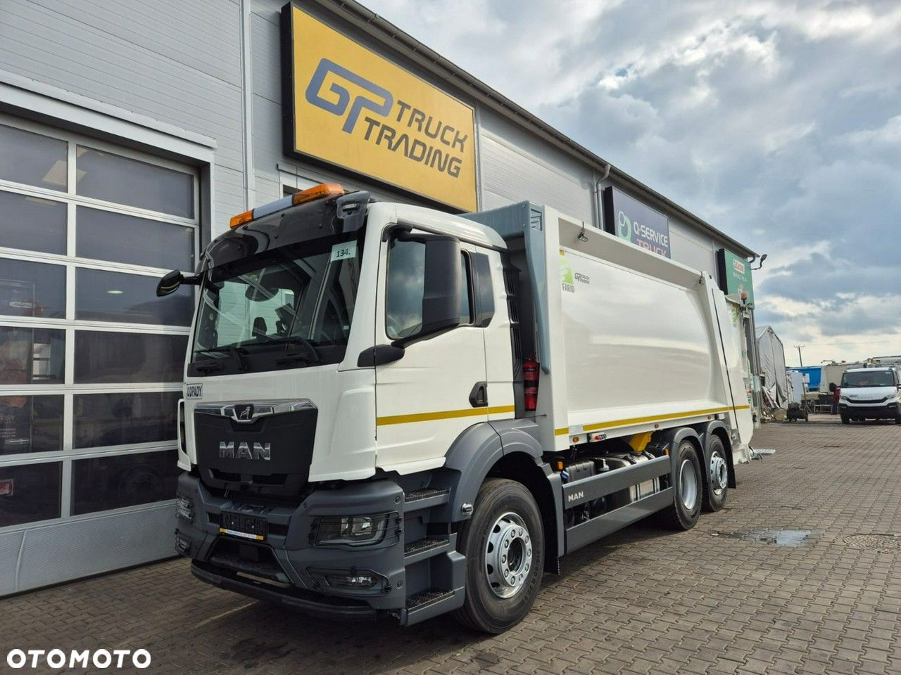 MAN TGS 26.330, zabudowa Farid, wrzutnik automatyczny - 1