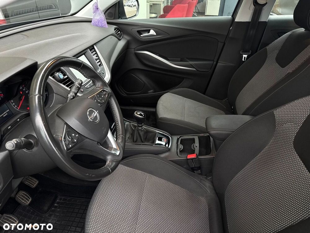 Opel Grandland X 1.2 T Enjoy S&S - 17