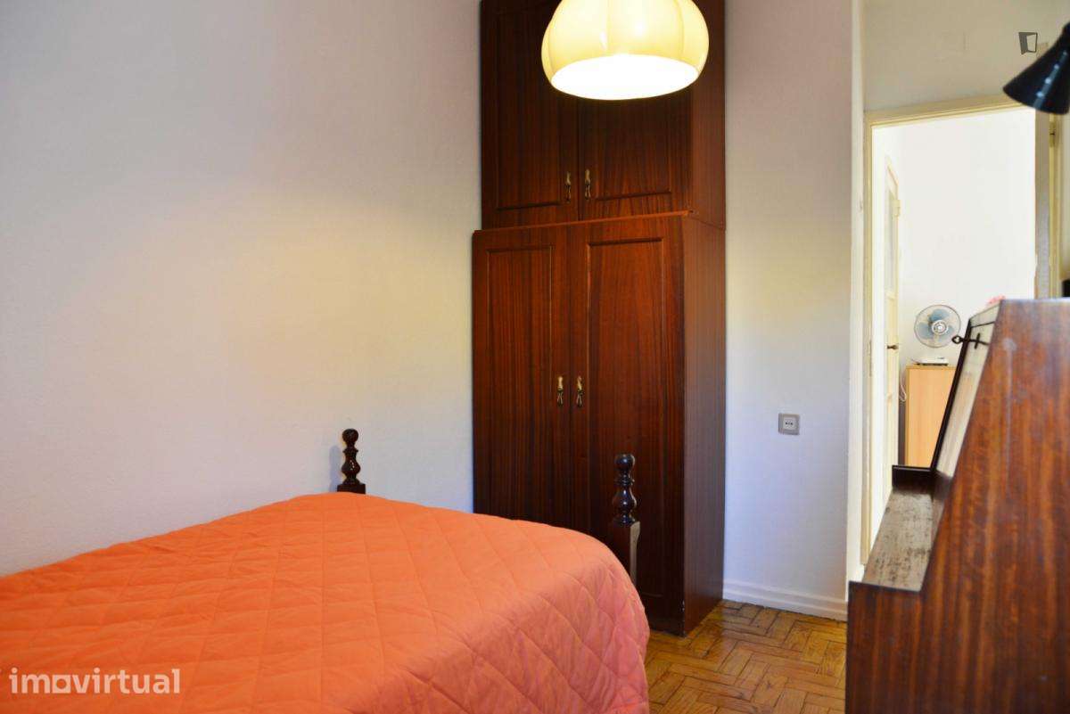Apartamento com 3 quartos - localizado em Alvalade Lisbon - Grande imagem: 2/12