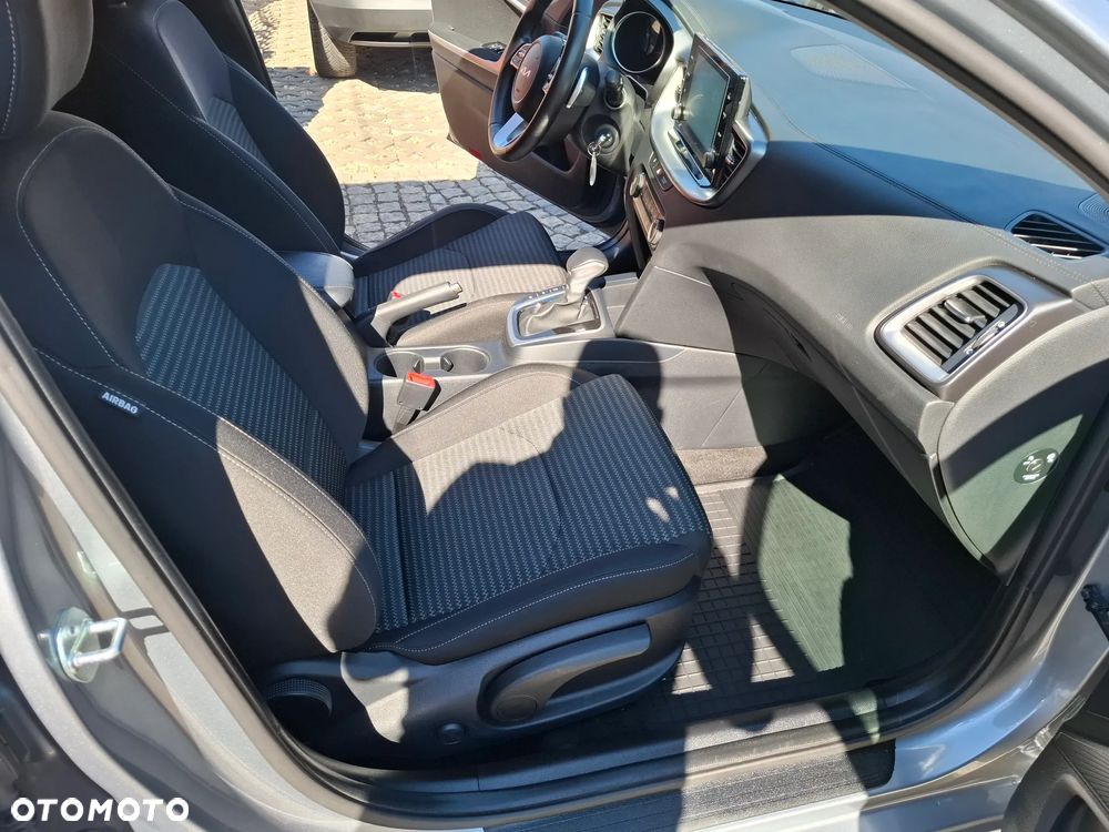 Kia Ceed 1.5 T-GDI M DCT - 28