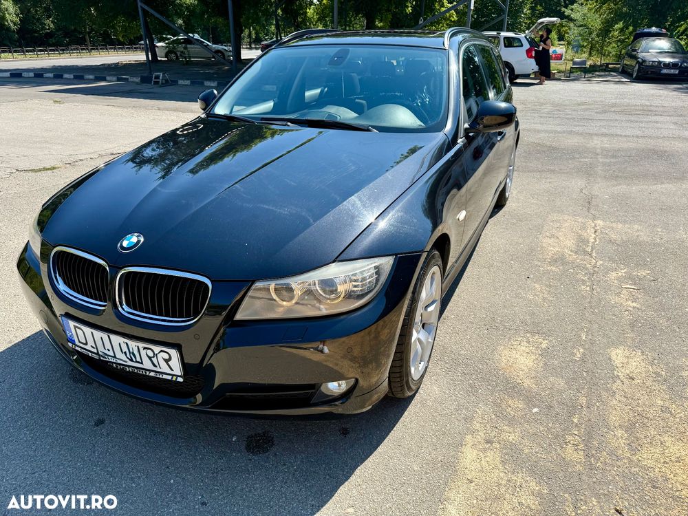 BMW Seria 3 318i Aut. - 2
