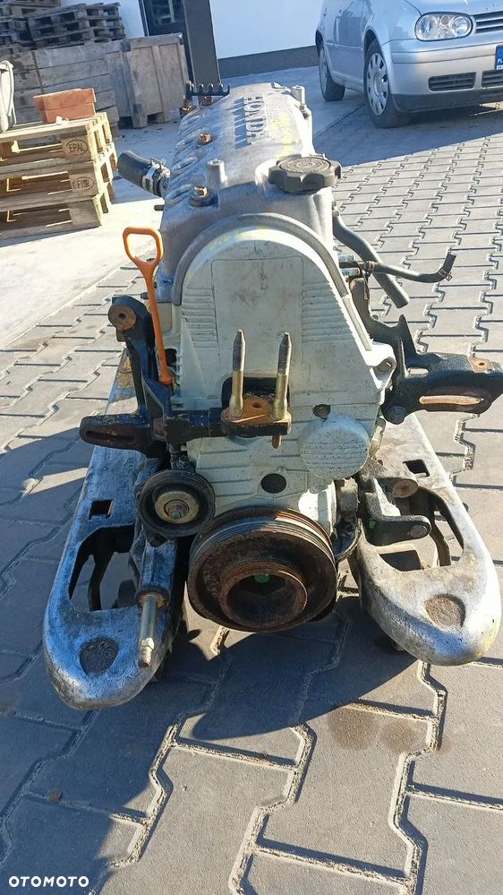 SILNIK HONDA CIVIC VI 6 1.4i 16V 1.6i 16V - 2