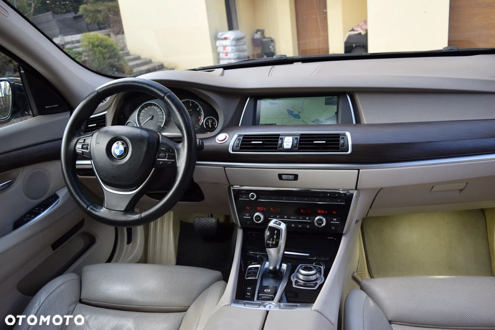 BMW 5GT 535d xDrive - 16