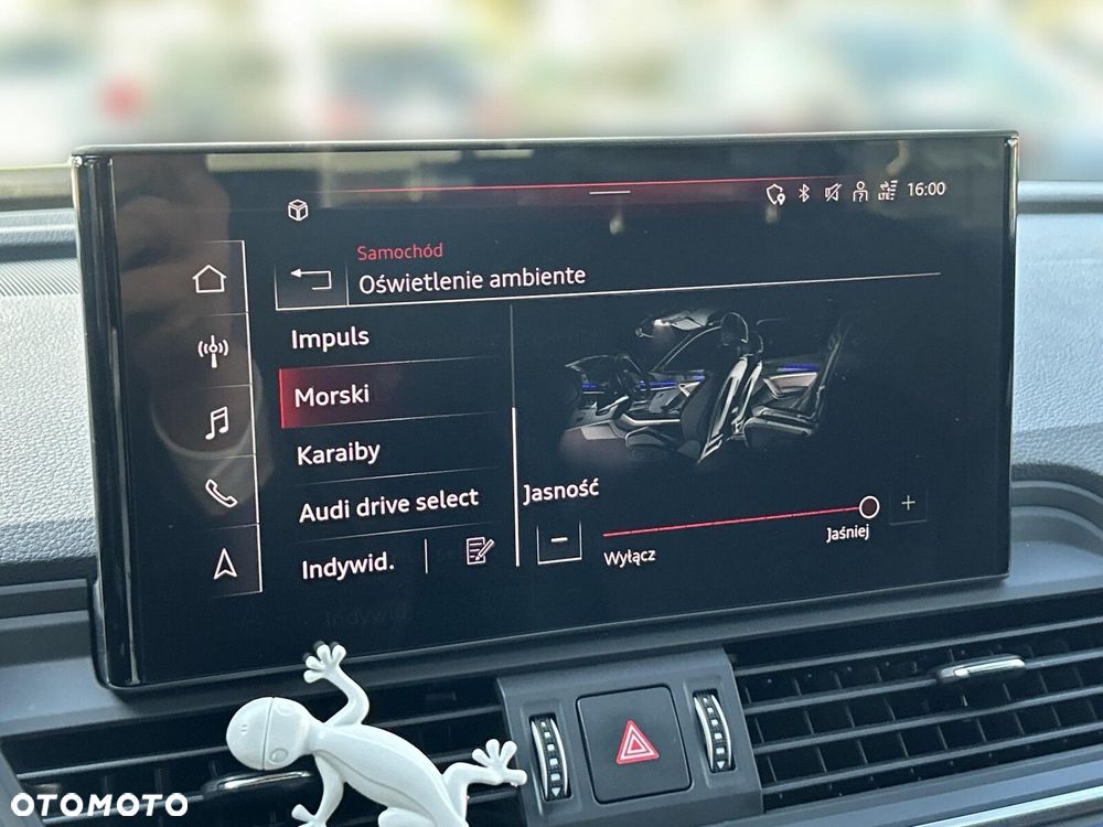 Audi Q5 Sportback - 31