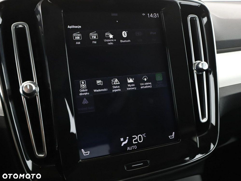 Volvo XC 40 T3 Momentum Pro - 27