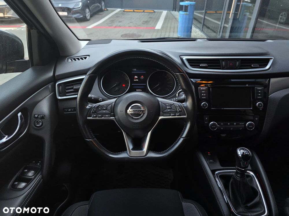 Nissan Qashqai 1.3 DIG-T N-Connecta - 10