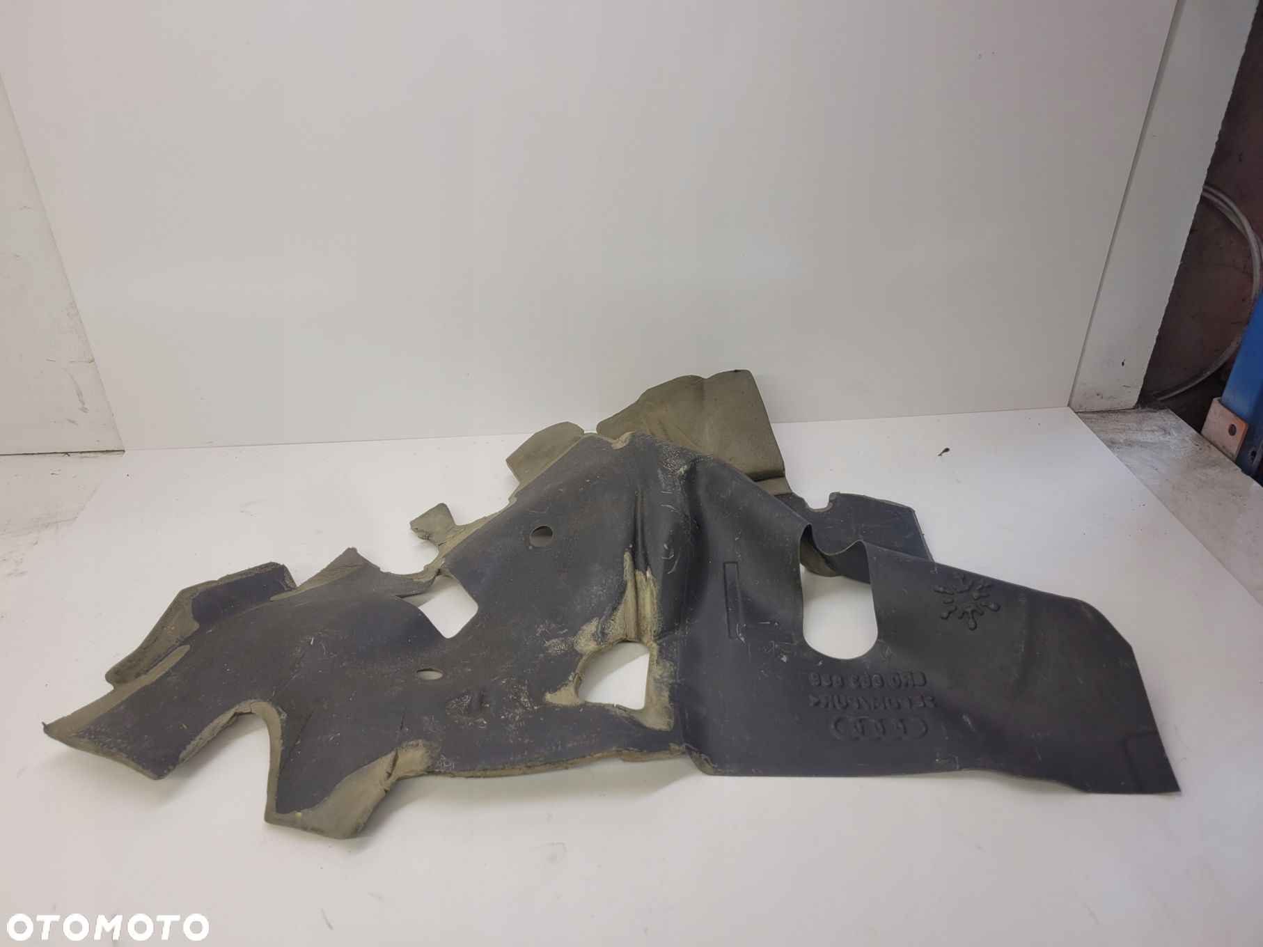 WYGŁUSZENIE BŁOTNIKA LEWE AUDI Q5 8R 8R0863889 - 3