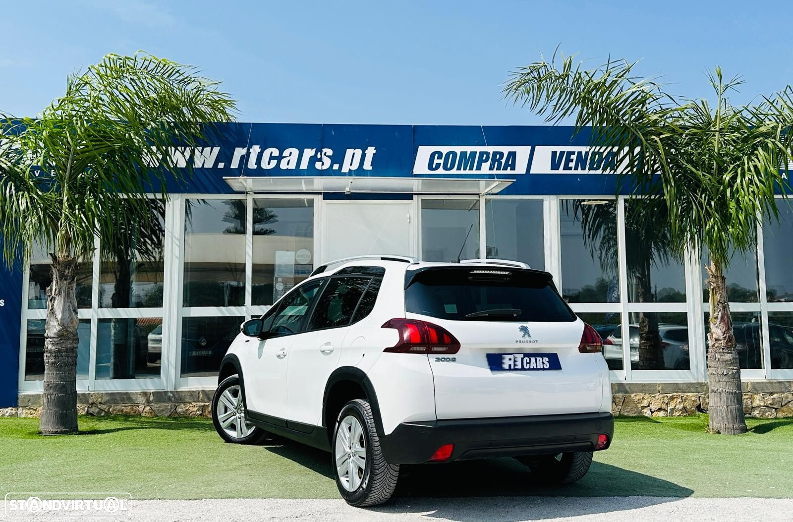 Peugeot 2008 1.2 PureTech Signature - 8