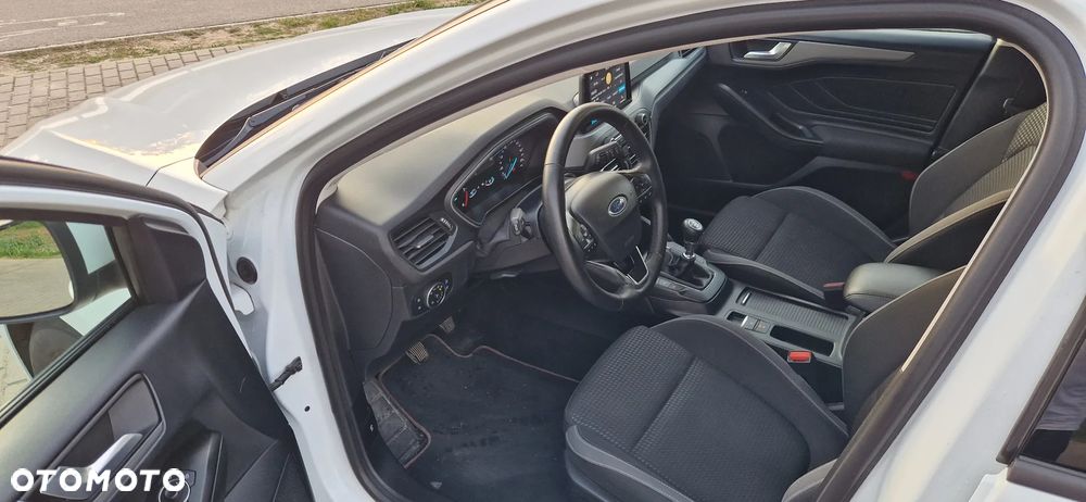 Ford Focus 1.5 EcoBlue Connected - 11