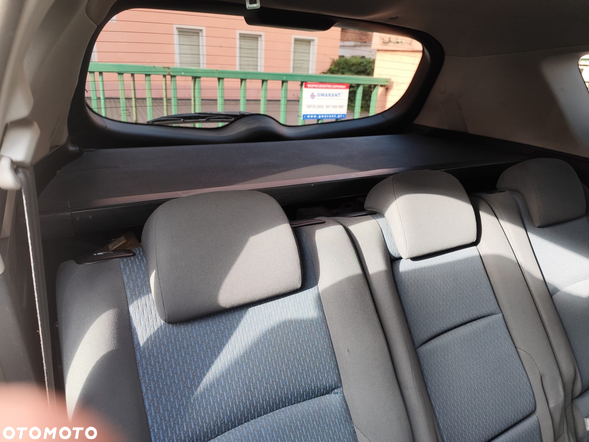 Toyota Verso 2.0 D-4D 5-Sitzer - 8