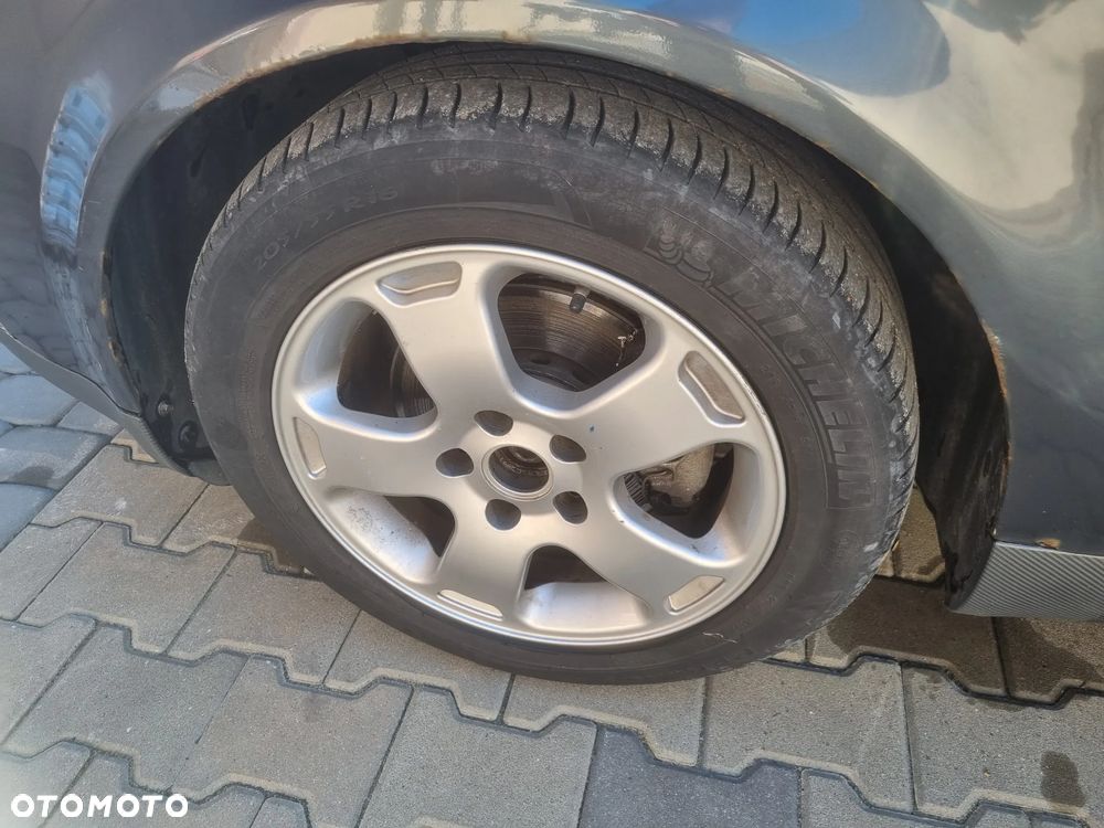 Audi A4 Avant 1.9 TDI - 12