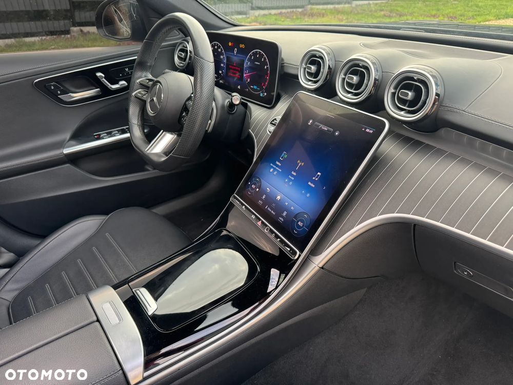 Mercedes-Benz Klasa C 300 4Matic 9G-TRONIC AMG Line - 20