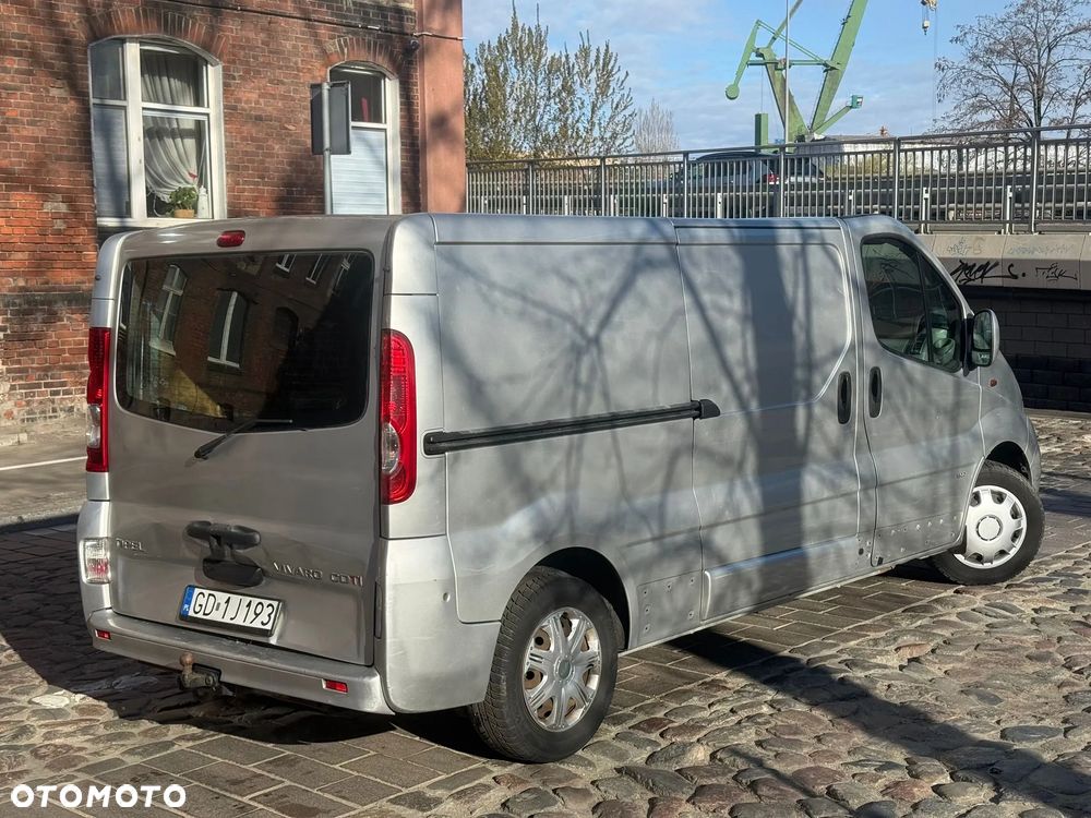 Opel Vivaro - 3