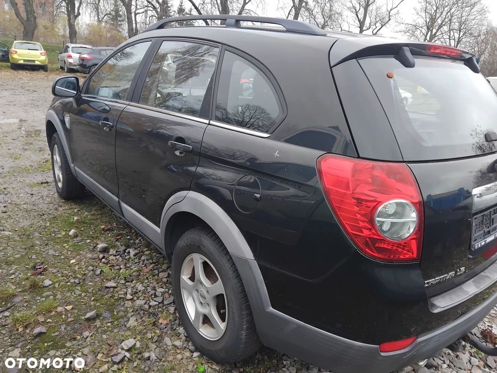 Chevrolet Captiva 2.4 2WD 5 Sitzer LS - 2