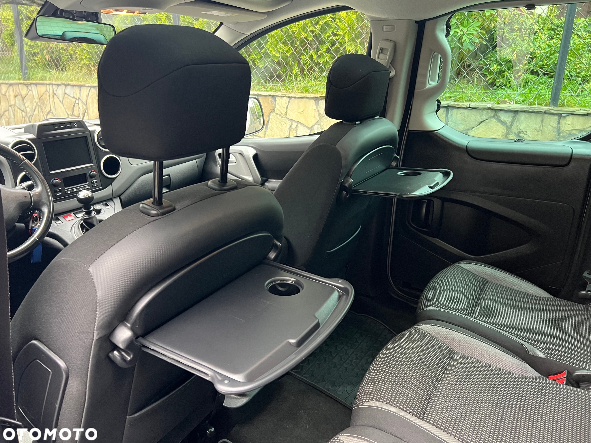 Peugeot Partner 1.6 BlueHDi Outdoor S&S - 23