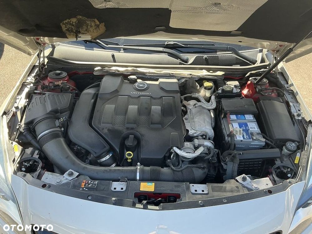 Opel Insignia 2.8 T V6 OPC - 8