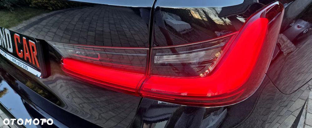 BMW Seria 3 320d M Sport Shadow - 19