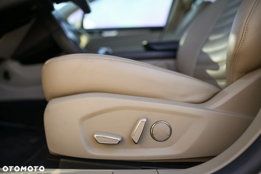 Ford Fusion - 14