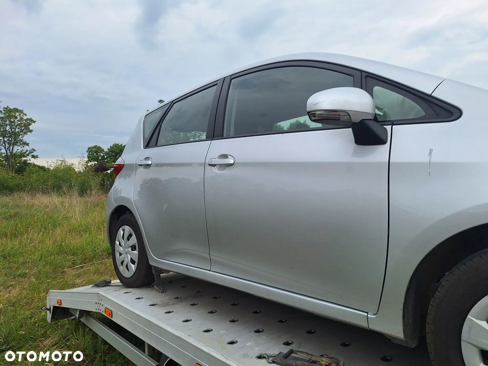 DRZWI LEWE PRAWE TYŁ TYLNE PRAWE PRZEDNIE TOYOTA VERSO S 1F7 - 3