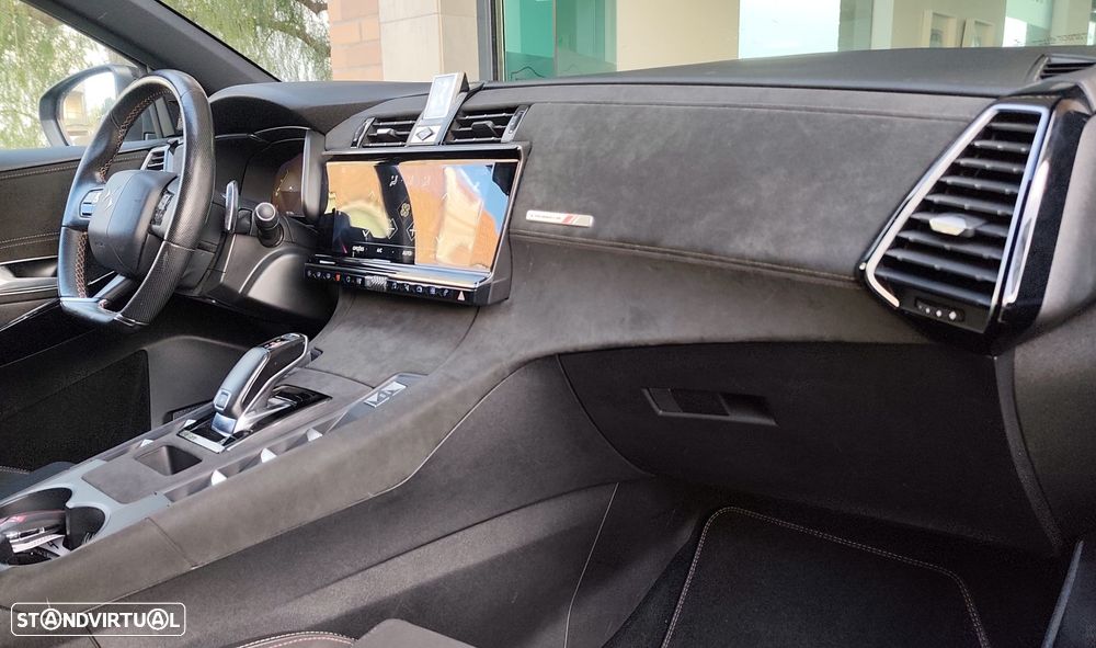 DS DS7 Crossback 1.5 BlueHDi Performance Line EAT8 - 19